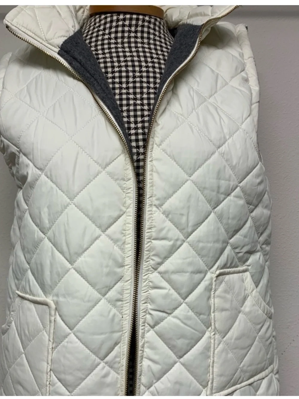 Classic Quilted Womens Vest Jacket - Cream - Picture 1 of 7